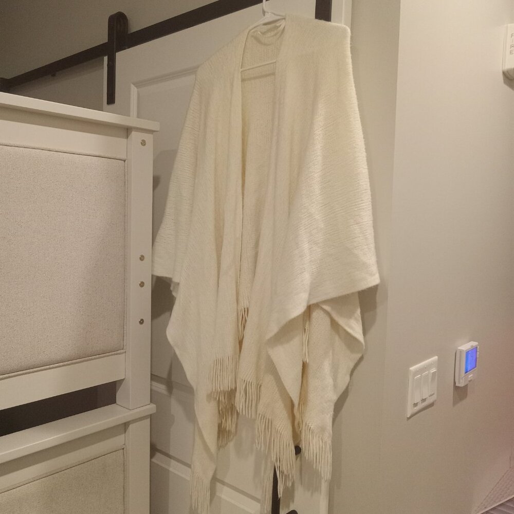 GREAT Soft Cream Poncho